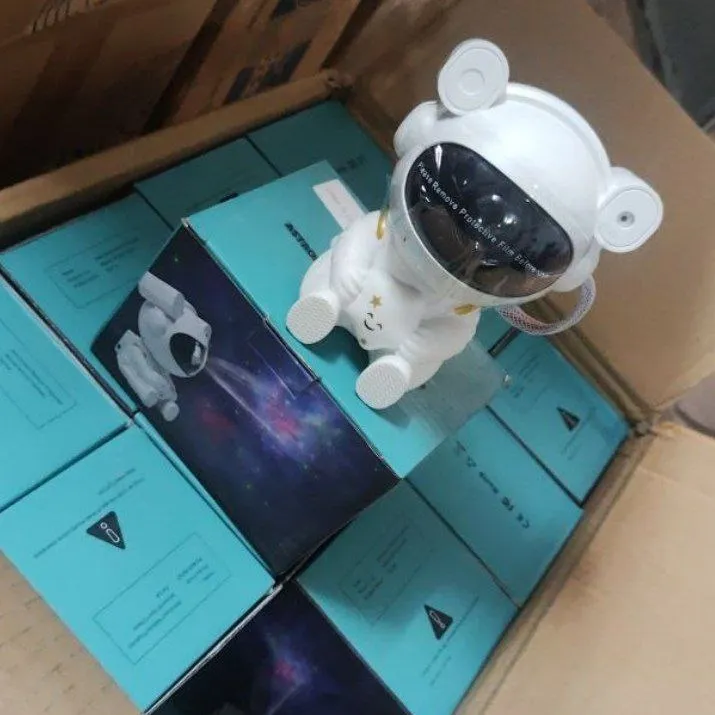 چراغ خواب فضانورد کهکشانی مدل نشسته Astronaut